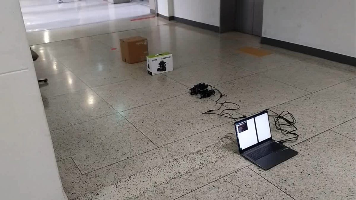 Experiment environment, scene 1.